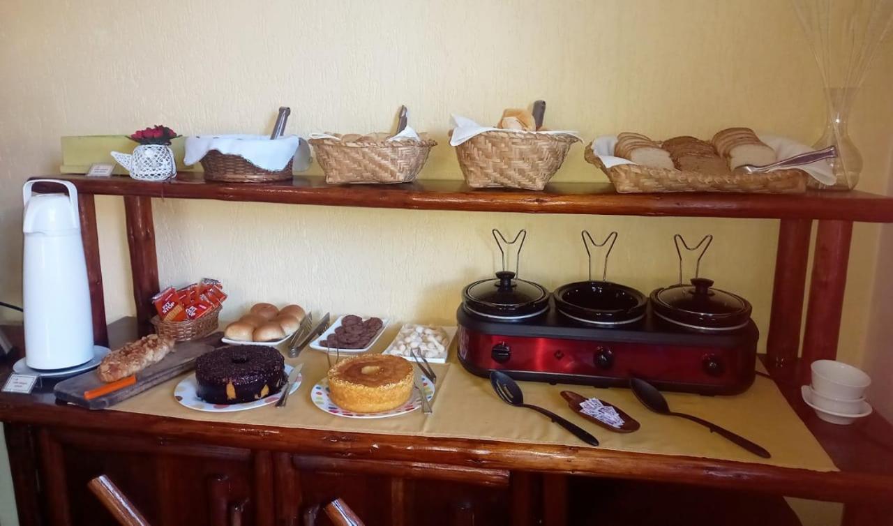 Pousada Casa Amarela Piracaia Εξωτερικό φωτογραφία