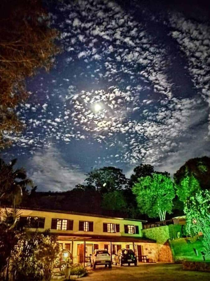 Pousada Casa Amarela Piracaia Εξωτερικό φωτογραφία